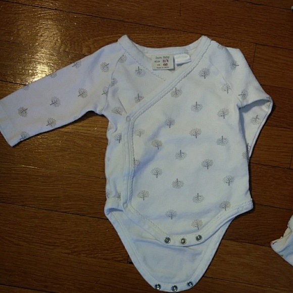 Bundle of 5 baby bodysuits - Picture 3 of 7